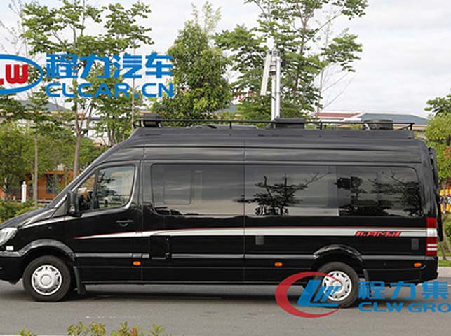 奔馳斯賓特指揮車(chē)圖片3